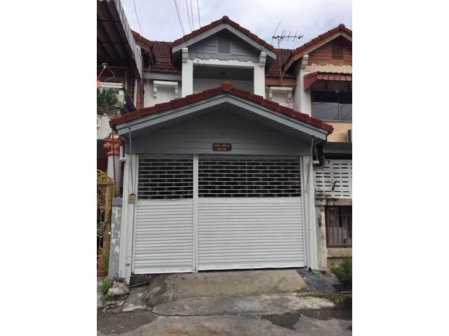 ให้เช่า ทาวน์เฮ้าส์ 2 ชั้น รีโนเวทใหม่