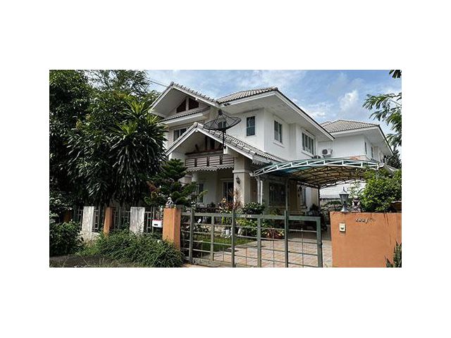 ขายด่วนบ้าน 2 ชั้น หมู่บ้านพิมานเพลส ศรีจันทร์ 2    บ้านมี 3 ห้องนอน 2 ห้องน้ำ เนื้อที่ 68.3 ตร.ว.