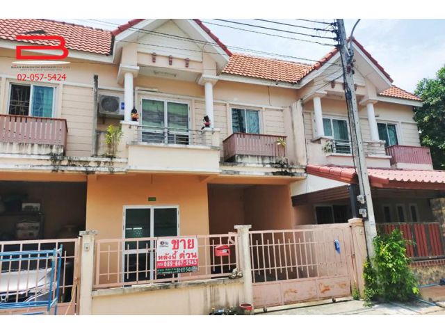 ทาวน์เฮาส์ โครงการ ทัศนีย์ เนื้อที่ 22.5 ตรว. ถนนปทุมธานี-ลาดหลุมแก้ว อ.เมือง จ.ปทุมธานี
