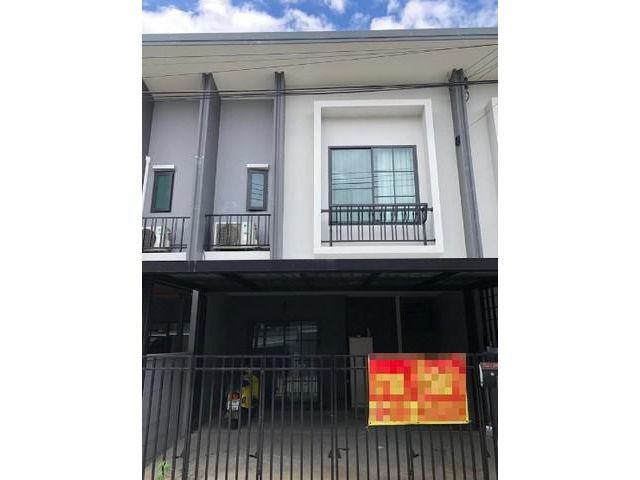 ขายทาวน์โฮม 2 ชั้น  บริทาเนีย เมกะทาวน์ – บางนา