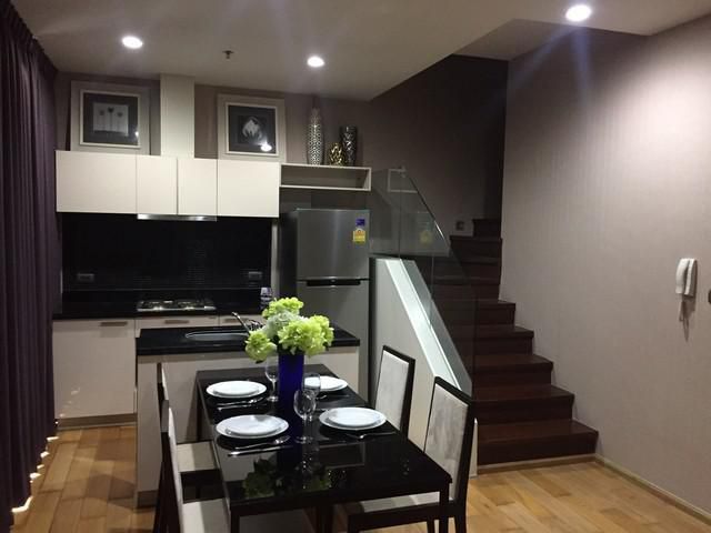 Beautiful duplex condo Fuse Sathorn taksin 2beds
