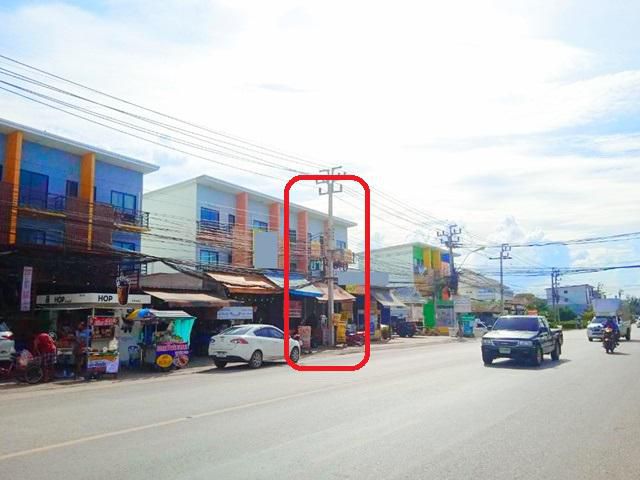 รร.สารสาสน์-ไทรน้อย ถ.บ้านกล้วย  2คูหาติดกัน 6นอน