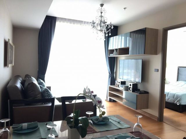 S03-0856 for rent Marina Bayfront Sae view fully furnished to move-in