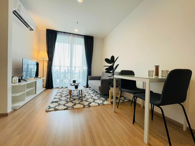 ให้เช่า อาร์ทีมิส สุขุมวิท 77 1 ห้องนอน 1 ห้องนำ้ 37 ตรม. ค่าเช้า 14000 บาท/เดือน