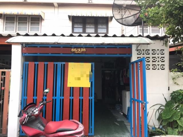 ขายด่วน บ้าน 2 ชั้น 2 ห้องนอน 1 ห้องน้ำ หมู่บ้านปรีชา10  รามคำแหง 186 มีนบุรี