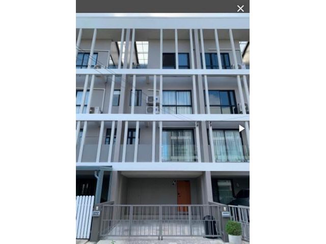 ให้เช่าทาวน์โฮม 3.5 ชั้น เนื้อที่ 20 ตารางวา 4 ห้องนอน 4 ห้องน้ำ โครงการ วาย เรซิเดนท์ สุขุมวิท 113 ใกล้ BTS สำโรง
