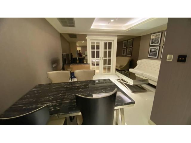State Tower Silom for rent 1 bedroom 1 bathroom 68 sqm. rental 30,000 baht/month