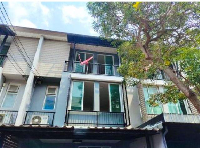 เกษตร-นวมินทร์ ลาดปลาเค้า เลี้ยงสัตว์ 3ชั้น 4แอร์