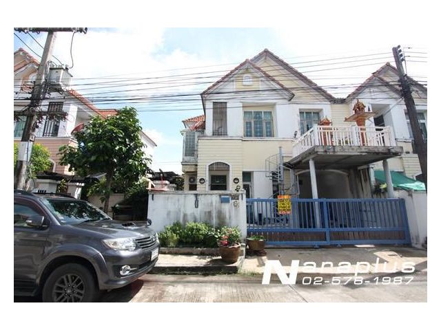 65080718 : ทาวน์เฮ้าส์ 2 ชั้น หลังมุม สไตล์บ้านเดี่ยว 3 ห้องนอน โครงการวรารักษ์ ลำลูกกา คลอง 4 รับรองเห็นแล้วต้องชอบ