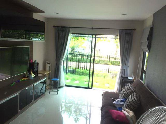 บ้านเดี่ยว ดีไลท์ ดอนเมือง - รังสิต หลังมุม ขนาด 65 ตารางวา ให้เช่า