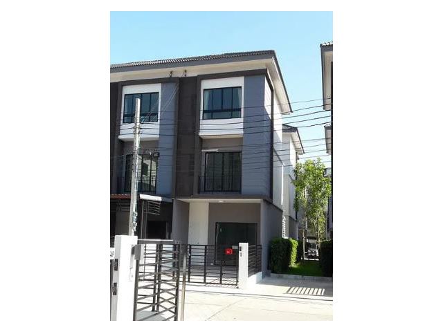 ขายทาวน์โฮม 3 ชั้น โครงการ เดอะคอนเนค เพชรเกษม 48 เขตภาษีเจริญ กทม.