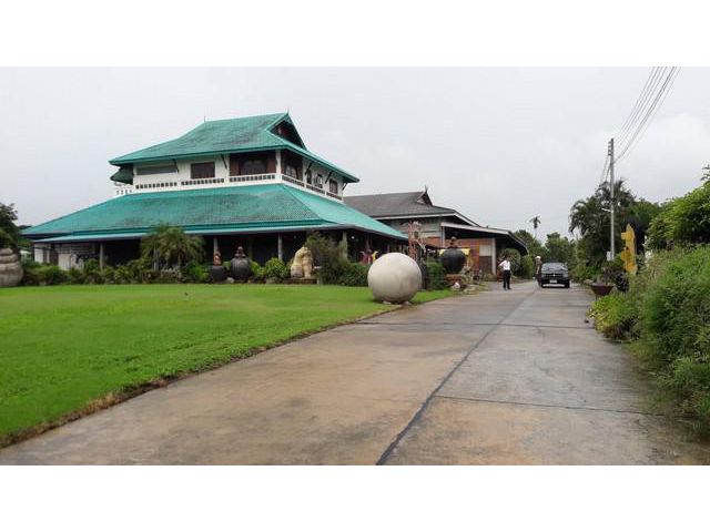 ที่ดิน 4 ไร่ 1 งาน 53 ตรว. ถนนเชียงใหม่แม่โจ้