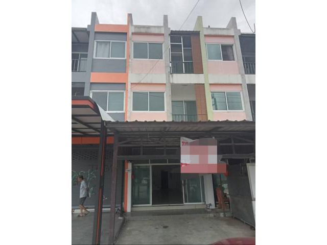 ขายด่วน อาคารพาณิชย์ 3 ชั้น 3 ห้องนอน 3 ห้องน้ำ หนองจอก กรุงเทพ