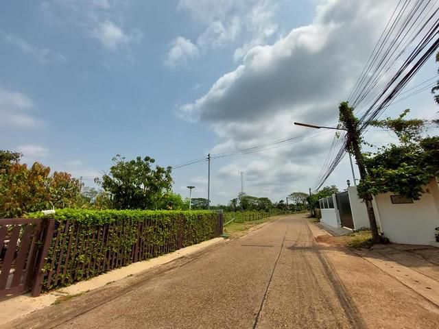 ขายด่วนเยี่ยงวัดโพธิ์ชัย จ.หนองคายที่ดิน 4 ไร่