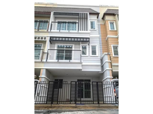 ขายทาวน์โฮม The Town พระราม5-นครอินทร์ ตกแต่งใหม่