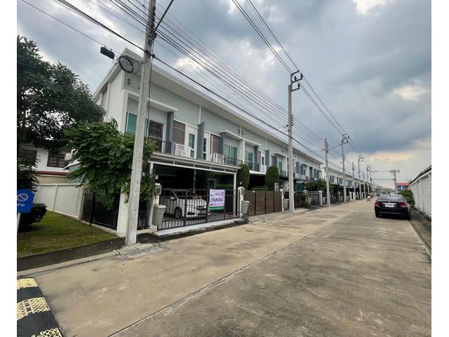 ทาวน์โฮม 26.5 ตารางวา ม.ศุภาลัยพรีโม่ นครอินทร์