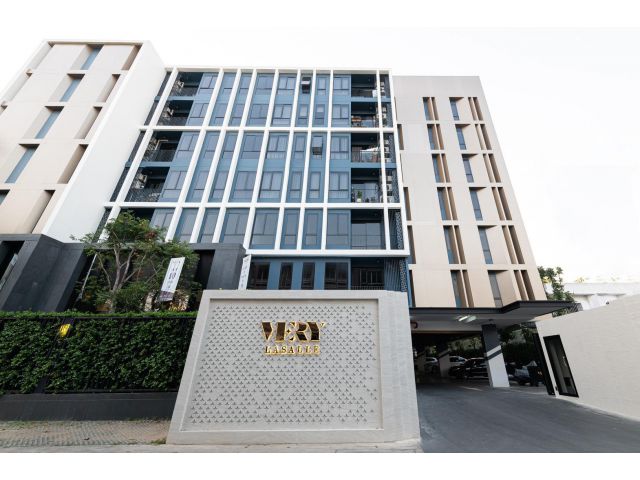 ขาย – Very Lasalle Sukhumvit 105 ราคา 5,200,000 บาท ขนาด 65.21 ตารางเมตร แบบ 2 ห้องนอน 2 ห้องน้ำ อยู่ใกล้รถไฟฟ้า BTS สถา