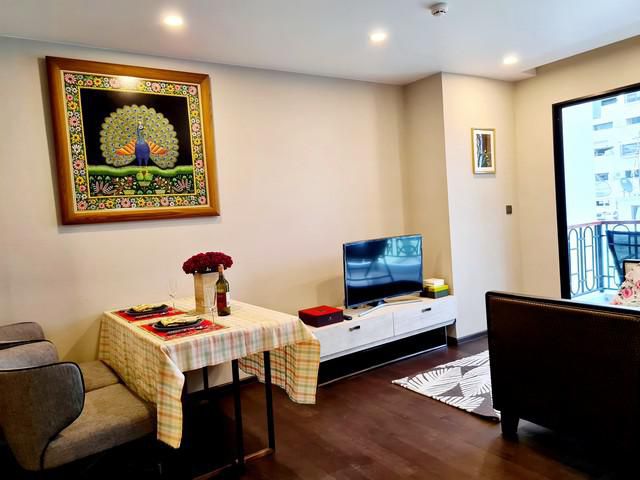 ขาย / เช่าคอนโด Na Vara Residence