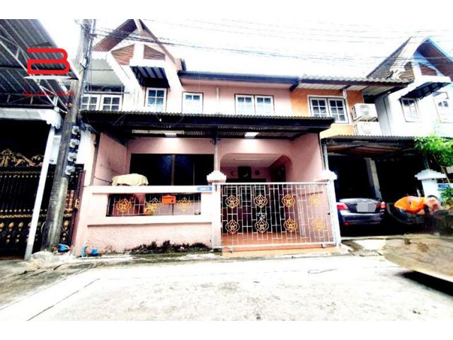 ทาวน์เฮาส์ หมู่บ้าน สิริศา เนื้อที่ 22.1 ตรว. ถนนรัชดาภิเษก เขตจตุจักร