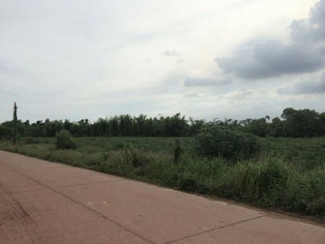 ที่ดิน อ.กบินทร์บุรี จ.ปราจีนบุรี 33-1-67 ไร่ (ราคาขายไร่ละ 400,000 บาท)
