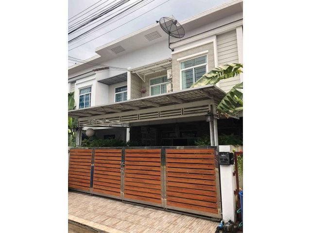 ขายทาวเฮ้าส์ 2 ชั้น หมู่บ้านไทยสมบูรณ์3
