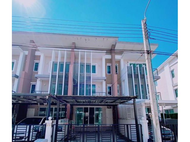 ให้เช่าทาวน์โฮม Town Avenue