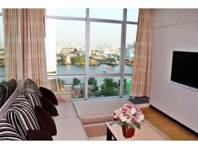 10 : Baan Chaophraya, The luxury condo near BTS Taksin