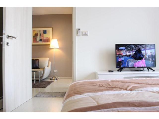 12 : 111 Residence Luxury unit at Sukhumvit 39