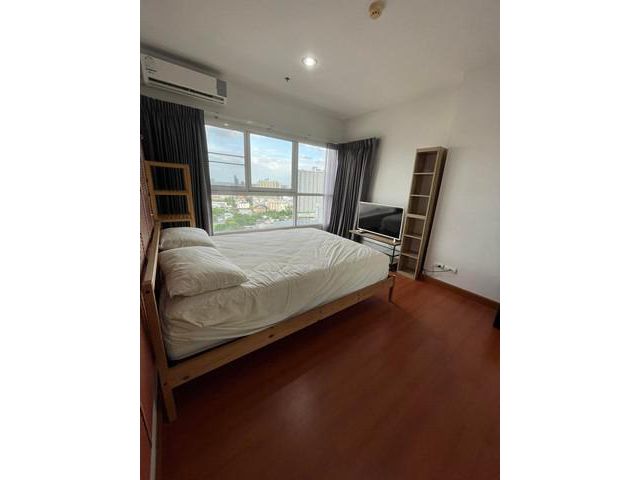 CRB156 คอนโด the parkland grand สาธร ตากสิน