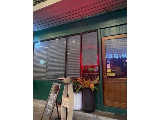 เซ้งร้านอาหาร บาร์ ย่านอารีย์ ตึก 3.5 ชั้นใกล้ bts