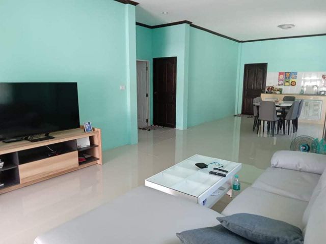 บ้านเดี่ยวหัวหินทำเลดี บรรยากาศดี พร้อมเฟอร์นิเจอร์,TV เจ้าของขายเองครับ ใกล้ตัวเมืองหัวหินเเละทะลหัวหินเพียง 10 นาที