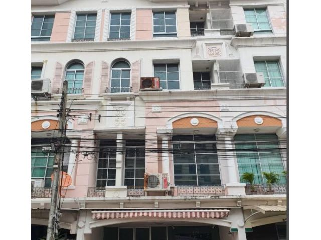 ให้เช่าทาวน์โฮม4ชั้น บ้านกลางเมืองพระราม9
