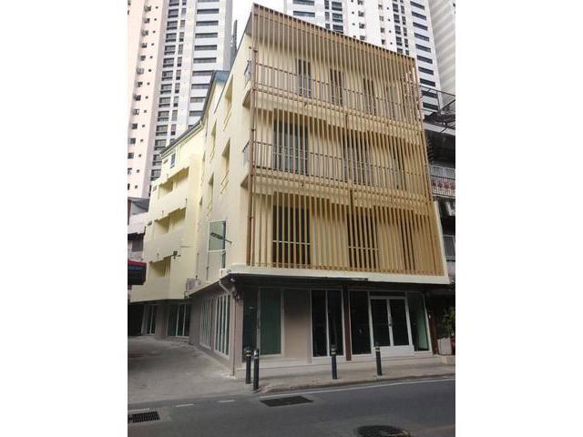 ให้เช่าอาคารพาณิชย์ 5ชั้น 2คูหา มีลิฟท์ สุขุมวิท