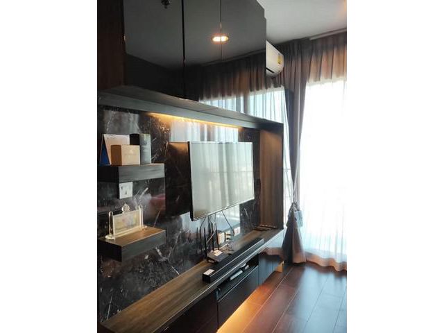 คอนโด C Ekamai ให้เช่า  30 ตร.ม. 1Bed