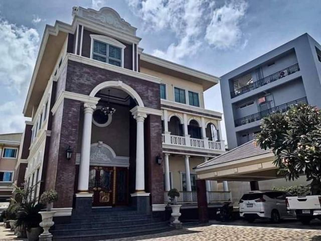 คฤหาสน์สวยหรูขายถูก80ล้าน