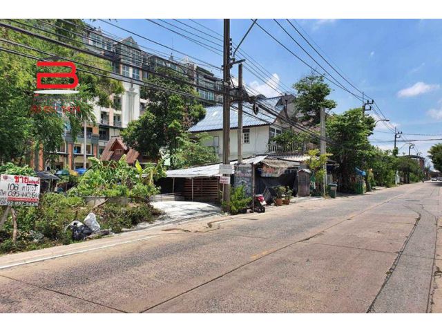 ที่ดินถมแล้ว หมู่บ้าน สหกรณ์ เนื้อที่ 106 ตรว. ถนนติวานนท์-ปากเกร็ด อ.ปากเกร็ด จ.นนทบุรี