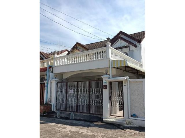 ขายบ้านแฝด 2 ชั้น หมู่บ้านรังสิยา อุดมสุข 37ตรว