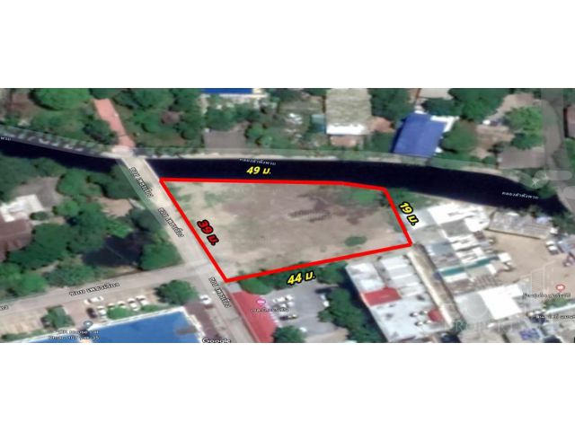 ที่ถมแล้ว 371 วา เหมาะสร้างคอนโด หอพัก บ้าน สำนักงาน แวดล้อมด้วยสิ่งอำนวยความสะดวกครบครัน เข้าซอยลาดพร้าว 101