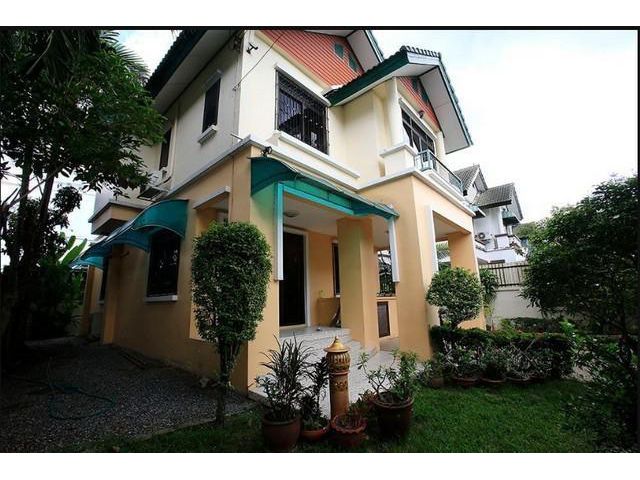 PDJ06 ให้เช่า บ้านเดี่ยว หมู่บ้านปิยพร นวมินทร์ 74 แยก 3 นวมินทร์ 74 ใกล้ รร. บดินทร์เดชา 2 นวมินทร์ราชูทิศ เขตบึงกุ่ม เ