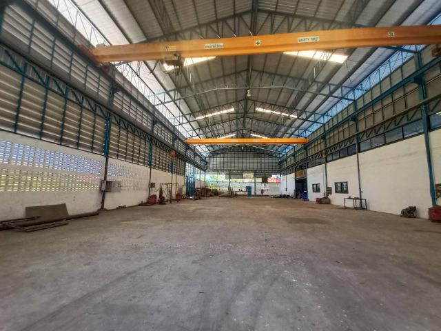 S358 โรงงานพร้อมใช้งาน และห้องพักคนงาน ไม่ไกลจากกรุงเทพ ขนาด 2 ไร่ 2 งาน 2,565 ตร.ม. ถนนกว้าง เดินทางสะดวก