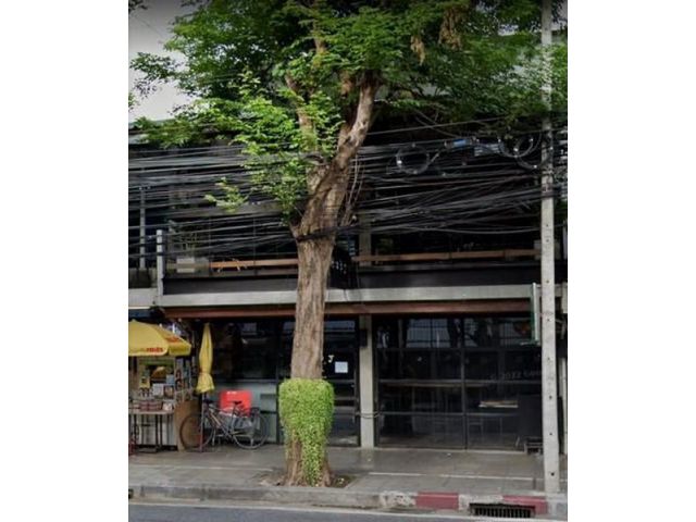 ให้เช่าตึกแถว2ชั้นย่านย่านสีลม เหมาะทำผับ บาร์