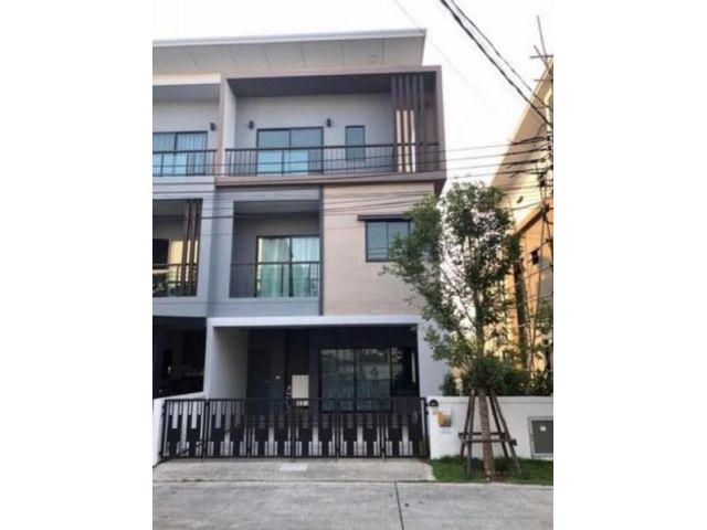 ให้เช่าทาวน์โฮม 3ชั้น ธนาคลัสเตอร์ เวสต์เกต