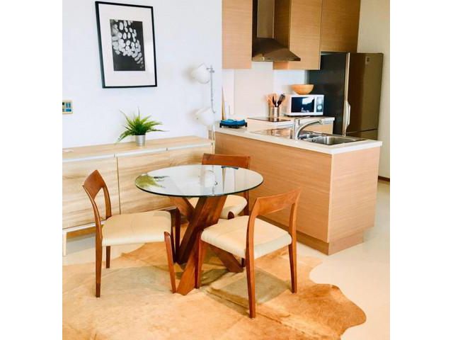 The Emporio Place 24
