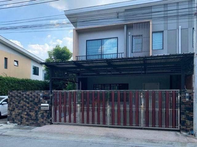 ให้เช่าทาวน์เฮ้าส์ 2ชั้น The connect สวนหลวง
