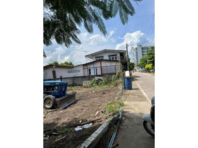 ที่ดินติดถนนลงหาดชายทะเลบางพระ 205ตรว. เหมา6ล้าน ต.บางพระ อ. ศรีราชา จ.ชลบุรี