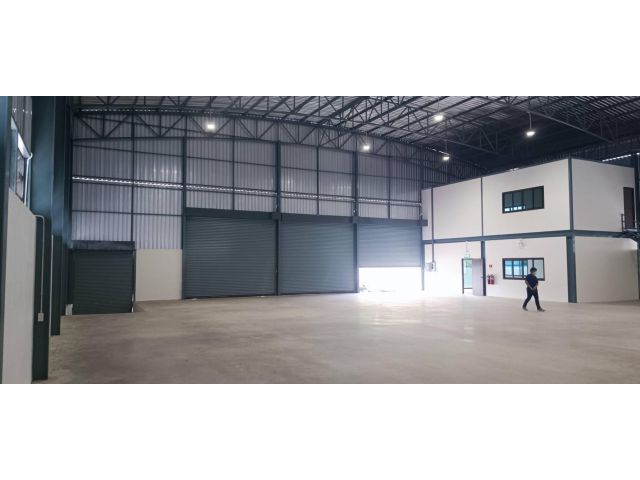 ให้เช่าโกดัง คลังสินค้า โรงงาน ถนนเทพารักษ์ คลองอาเสี่ย จงศิริ ซอยที่ดินไทย ถนนบางนา กม 12 ใกล้สนามบิน พื้นที่ 700 ตร.ม.