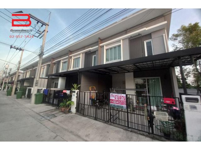 ทาวน์เฮาส์ โครงการ พฤกษาวิลล์ 100 เนื้อที่ 22.3 ตรว. ถนนรังสิต-นครนายก อ.คลองหลวง จ.ปทุมธานี