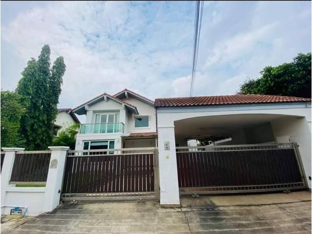 PN08 ให้เช่า บ้านเดี่ยว 2 ชั้น สุขุมวิท 105 ซอย ลาซาล เขต บางนา เดินทางสะดวก