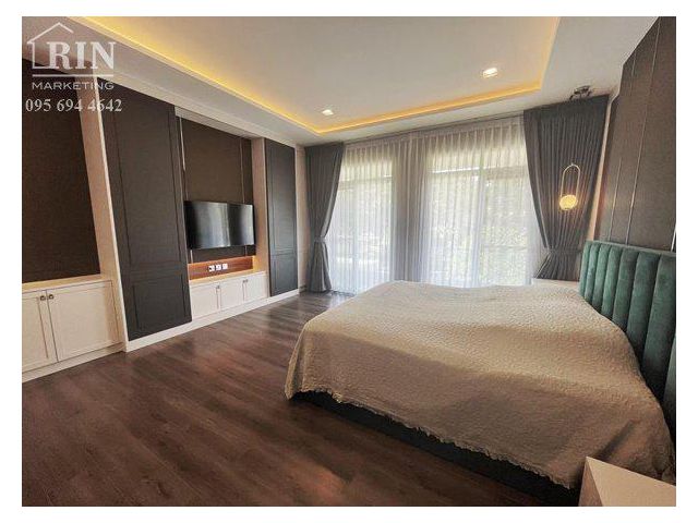 R62-15S ขาย มัณฑนา ศรีนครินทร์-ร่มเกล้า แปลงหน้าสวน พท. 105 ตรว. สวย ครบ พร้อมอยู่  17,800,000 บาท Line: @wproper โทร. 0