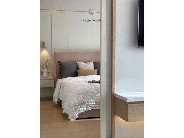 CRB235 คอนโด The strand thonglo